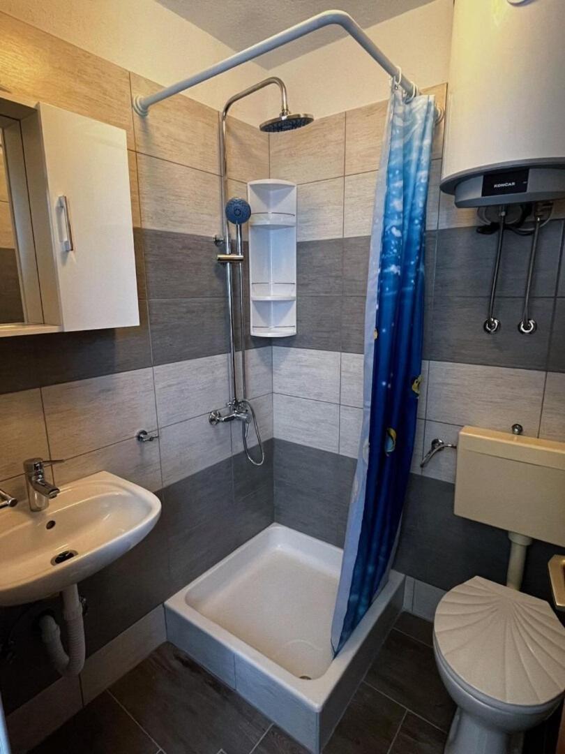 Apartment Dalibor Lukovo Šugarje Extérieur photo
